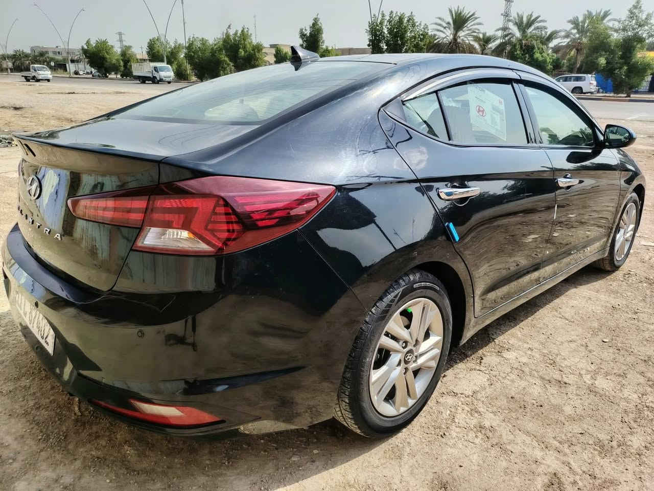 السلام عليكم 
الإنترا 2019 
رقم بغداد تحويل ثاني يوم 
السيارة بدون حادث السونار داخل المنشور 
محرك كير تبريد كلة كفالة عامة 
العنوان ديالى جديدة الشط 
السعر 115 وبيها مجال 
للستفسار ***********
السيارة جديدة بمعنى الكلمة
