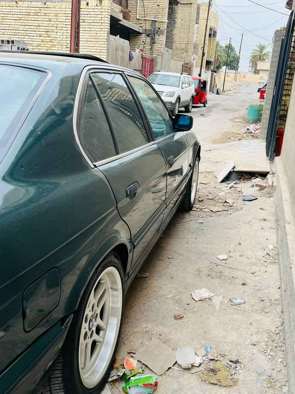 بي ام 525 • بغداد • جلد كهربائي