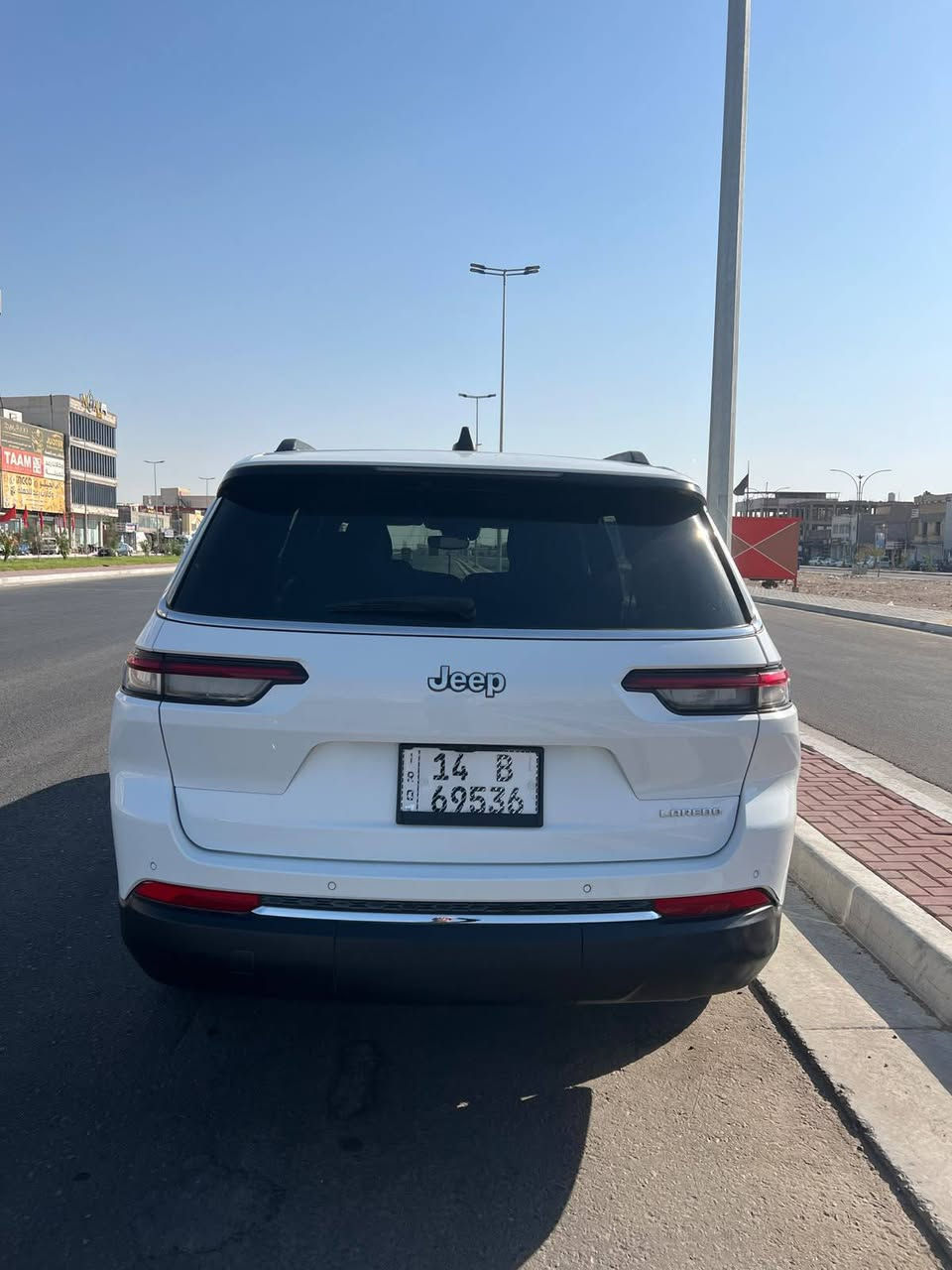 جيب لاريدو سبعة راكب موديل 24 ماشيه 10000 دخول جديد رقم بصره
السعر 235 وبيها مجال للشراي للاستفسار الاتصال برقم ***********
