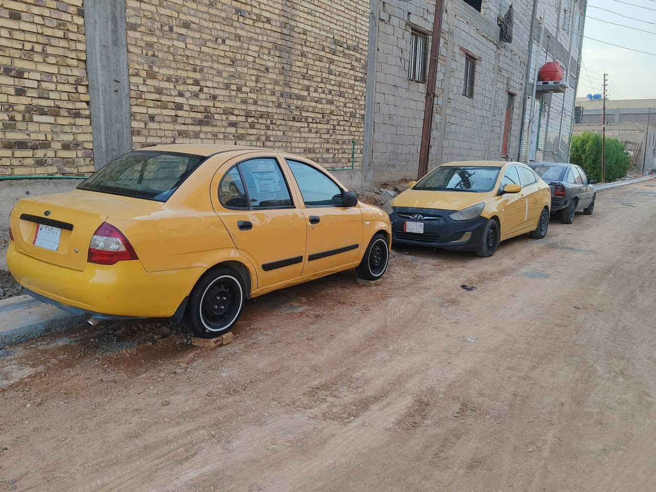 سلام عليكم طيبة موديل ١٦ رقم كربلاء بأسمي الجديد ومكملة بس تستلم لوحات مكانة طويريج رايدة ٣٥ مستعجل على بيعتة الي يجي عليه ما يرجع فارغ السياره تبريد عاطل والكير نمرة ٢ ما تجي عاطلة رقمي *********** ***********
