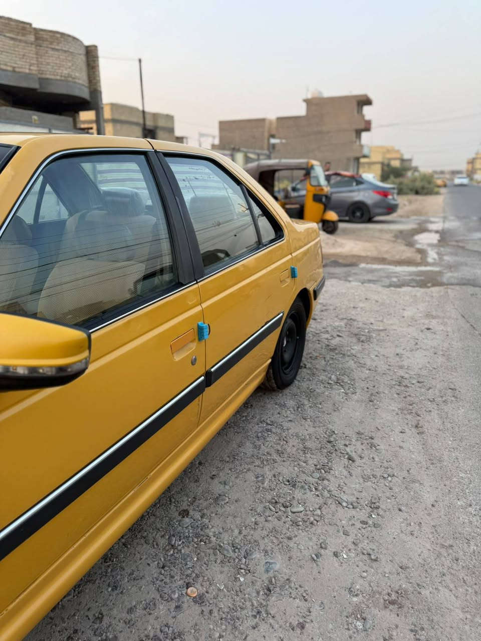 السلام عليكم بيجو بارص 2015 كفاله عامه عده صبغ قليل  الجاملغ الخلفي  بسمي تحويل ثاني يوم السياره خير من الله السعر 38 وبيه مجال قليل سنويه بعدهي مصاقطه  مكاني بغداد الصابيات ***********
