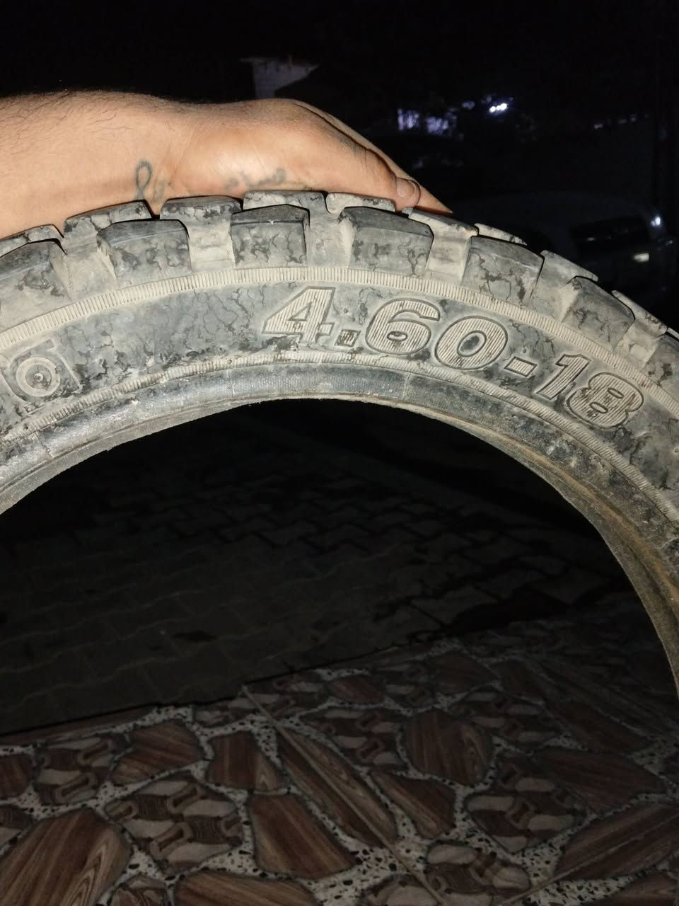 تاير • نظيف • بدون بنشر