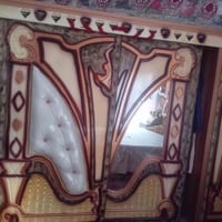 غرفه اخشاب • ميز تواليت • مرايه