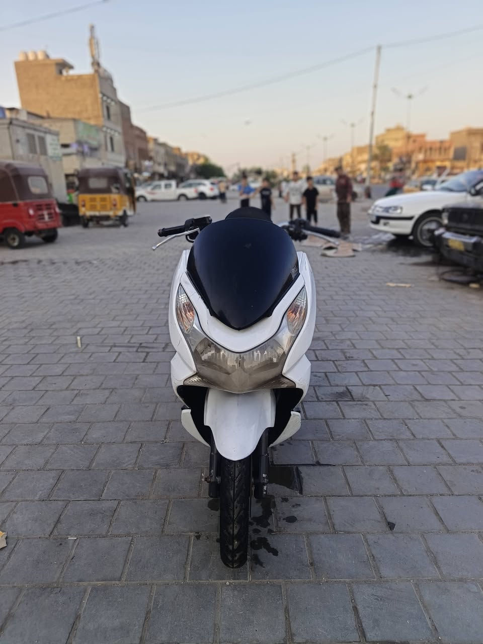 سلام عليكم بيس اكس جيل الاول موديل16 ياباني  شلعه معدل حساسات كهربيات كله شغال جيب فيتر وتعال افحص سعر1250 عنوان مدينه الصدر رقمي***********
