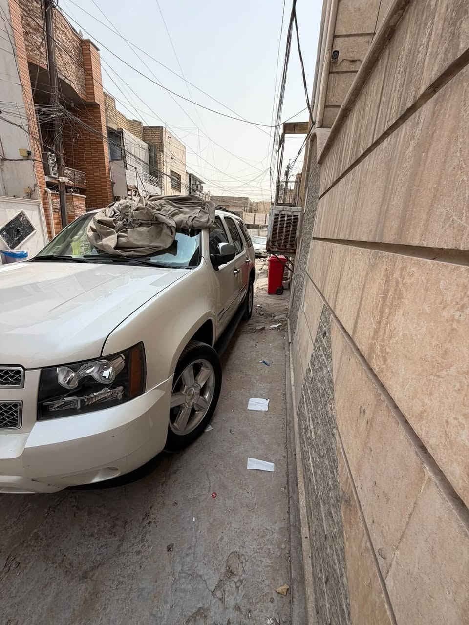 تاهو خليجي مكفوله من زلغ مديل 13
رقم بغداد بسمي. سنويه صدار جديد 
Ltzفول فول
لون صدفي نادر 
مكانه بغداد 
ماشي ١٢٠
تخم تاير جديد
مكانه بغداد 
سياره شرط فحص 
سعره ٢٧٥
شراي تصل 

+964 773 731 2223
