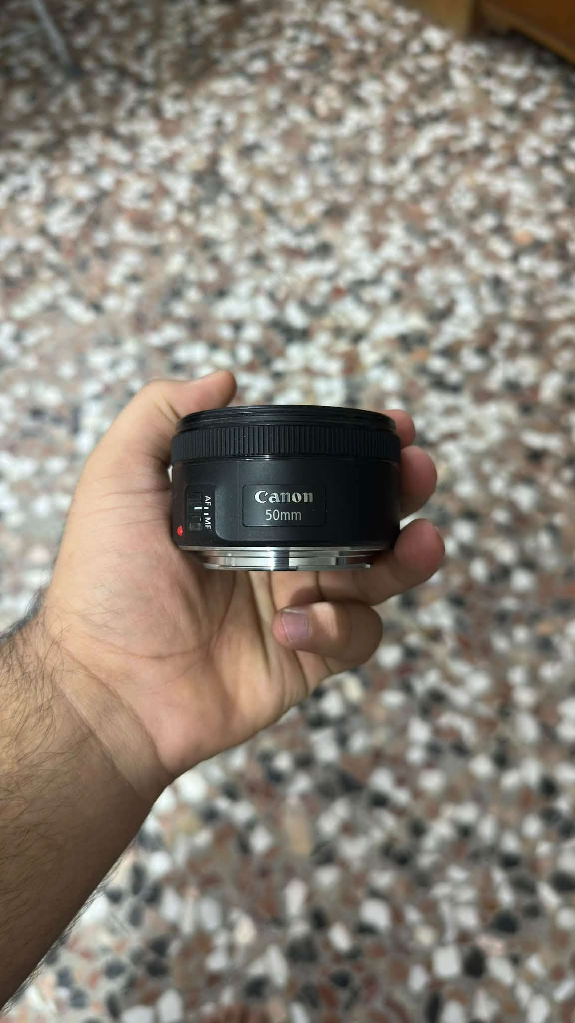 كانون 5D مارك 3 للبيع
وياها عدسة 50 كانون كلهن للبيع 
نظافة 90%
الكامرة معروفة بقوتها 
مكان بغداد تقاطع الدرويش ماعندي توصيل 
للتواصل *********** واتساب فقط
