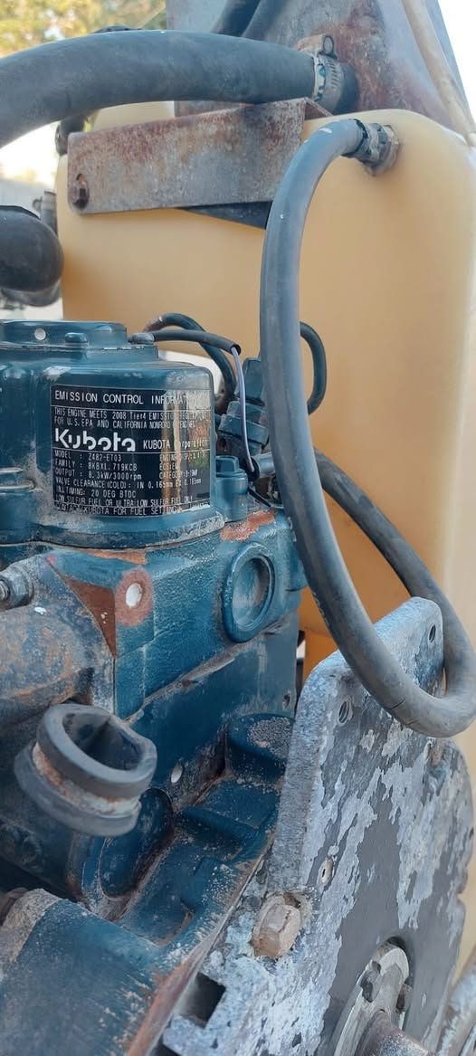 محرك كابوتى ٢ بستم نضافه ٩٥ بل ميه سعر ٥ ورقات 
مكان بغداد محموديه ***********
