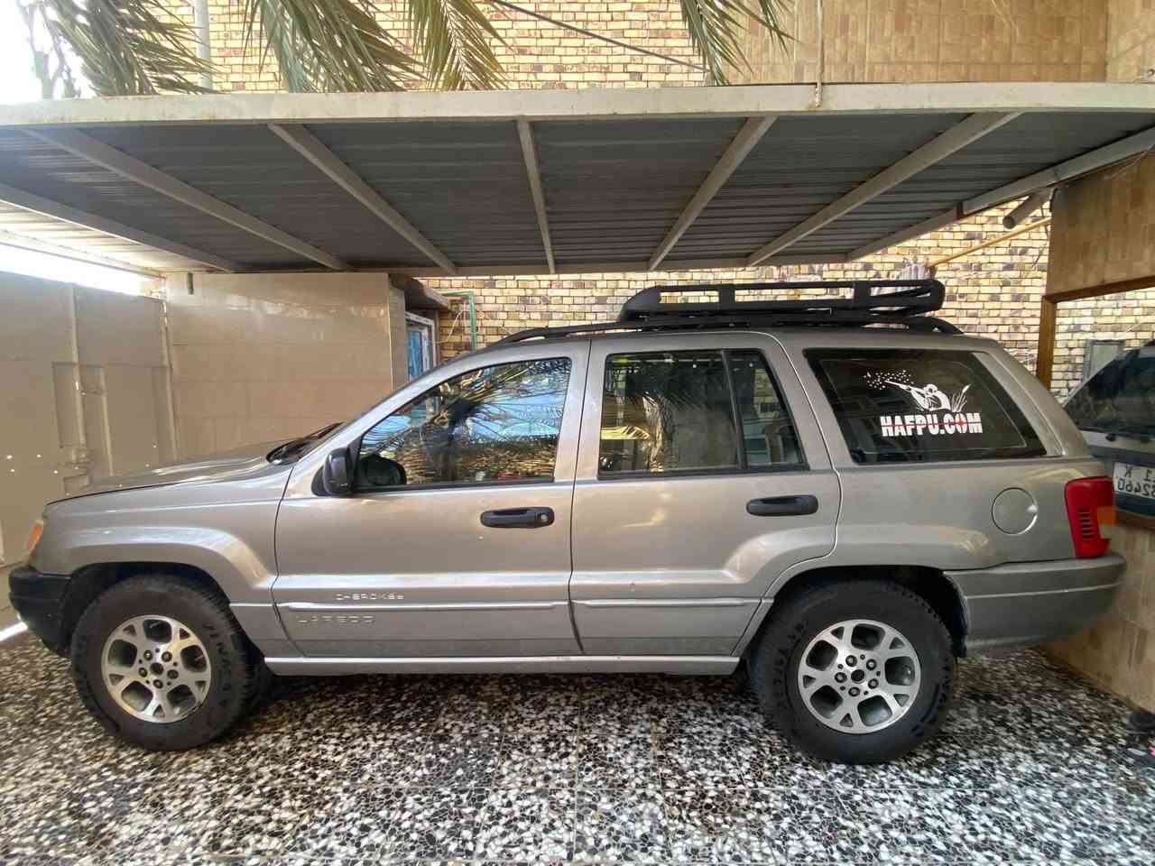 جيب شيروكي موديل 2000
محرك 6 سلندر 4000 بلادي 
رقم بغداد مشروع وطني
 سنوية 2030
مكفولة من الضربة 
محرك مكفول 
تبريد شغال 
السيارة عوزها ترتيب كهربائيات
تايرها نظيف
باتري جديد 
السعر 45  

ميسان قضاء المجر الكبير 
***********
