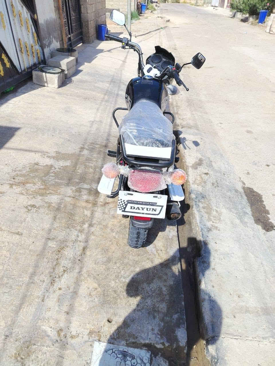 دايوان سكنر 25 شكل ال26 محرك 200cc

مكفول كفاله عامه دراجه ما ناقصه شي واحله من صوره تشغيل

عن بعد  لايت لد كهربائيات كله شغاله الشراي يتصل 

مكاني ديالى  الخالص رقمي لاستفسار ***********تصال

*********** بي واتساب
