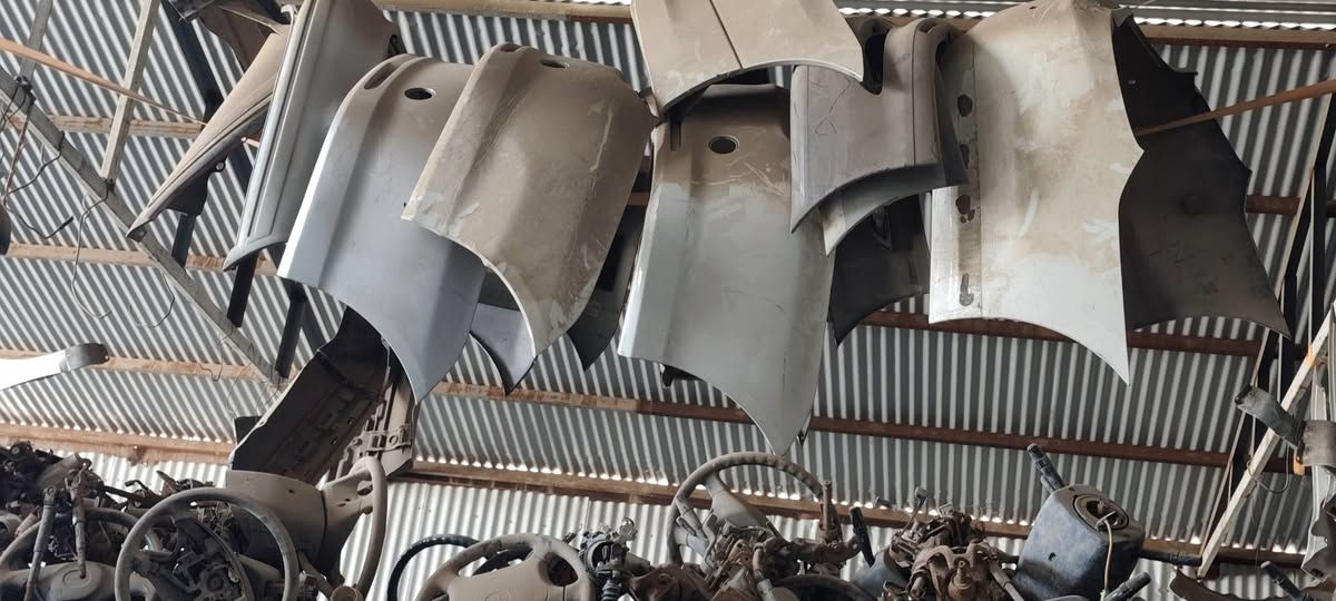 قطع غيار ابصم
شطرة الشارع العام مجاور محطة لؤلؤة ذي قار 
چاملغ ب٤٥
باب٤٥
دعاميه خلفيه ٤٥
باب خلفي فارغ ٤٥
تانكي ٤٥
***********
يوجد قماير وتانكي ومجمع ستيرن
