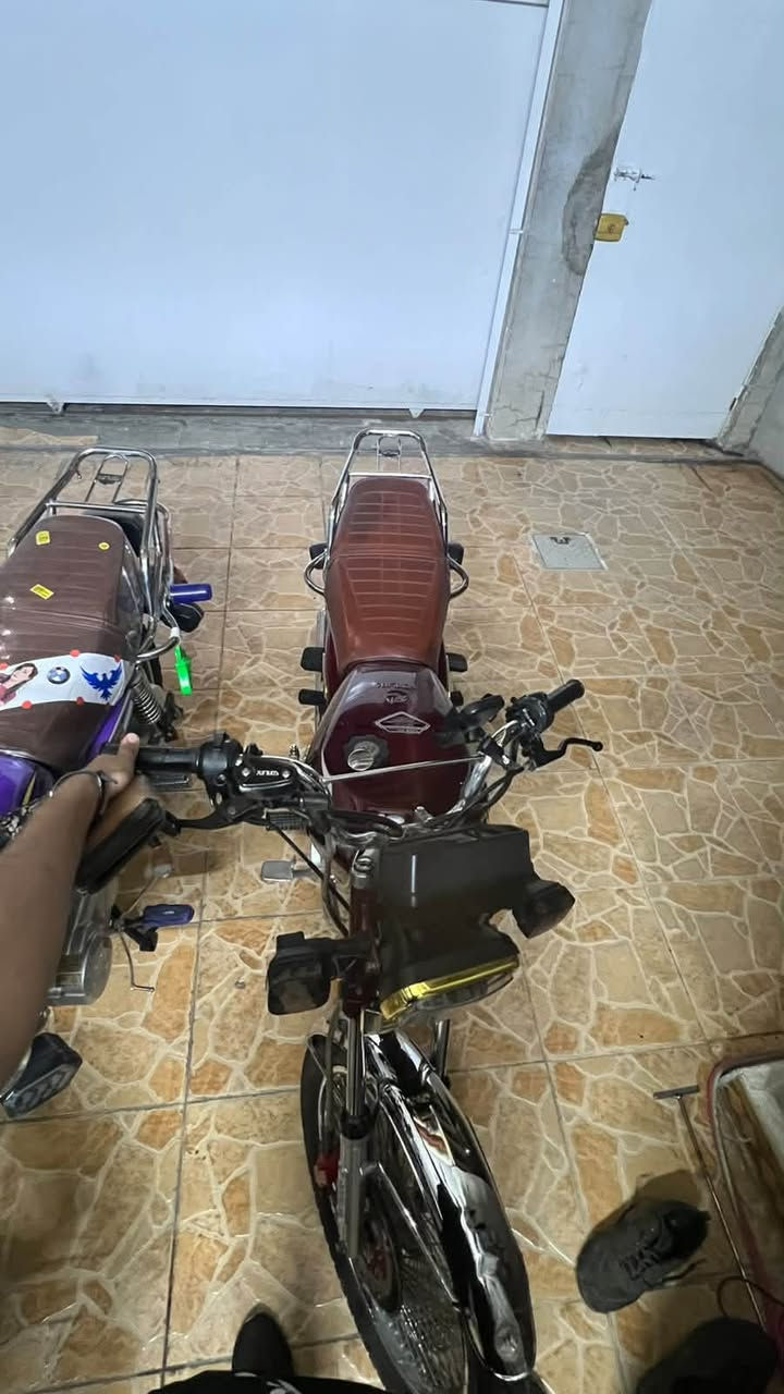 سونك 2024 دراجه نضيفه ما شاء الله لون ماروني محرك ما مفتوح شرط فحص مكفوله من تاير ل تاير سعر 650 رقم ***********
