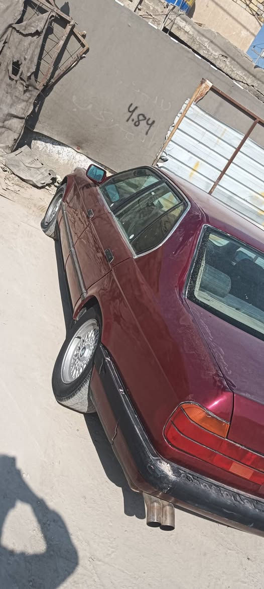 السلام عليكم بي ام موديل 92 حجم 735 سياره حلوه حي ل بيع مستعجل سعر 35 تحويل ثاني يوم مكان هذا رقمي ***********
