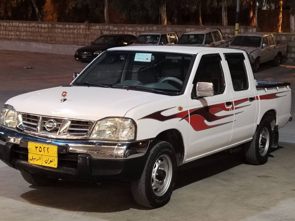 بیکب نیسان 2006 ناوشین
بێ بۆیاغ بێ دەعم بێ لێدران
ژینگەیەکی دراوەسەنەوی بەسەرچوە
گێڕومەکینەو تەبرید بەشەرت
توندوتۆڵە بێ مەسرەفە
***********لەشاری کۆیەم
*********** ڤایبەر وەتس ئەپ
105وەرەقەو مەجالێکی کەم كويسينجاك, أربيل
