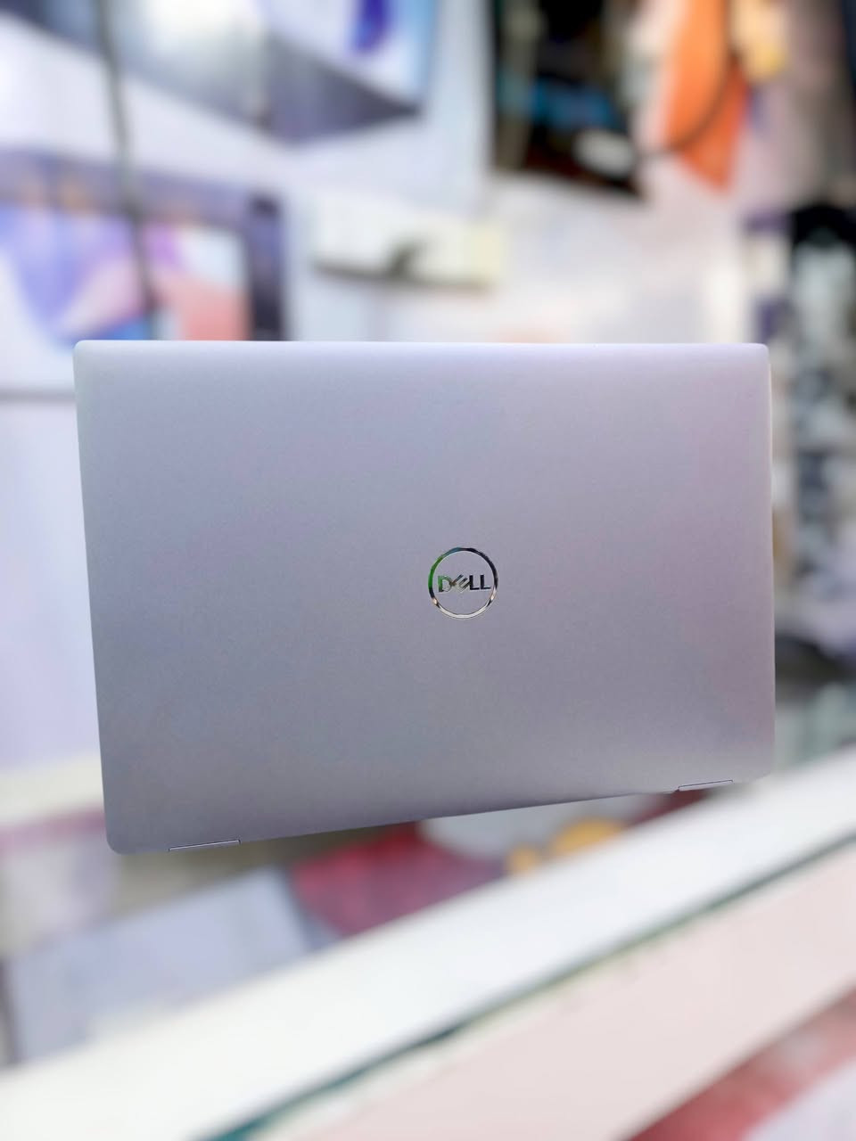 لابتوب بمواصفات حديثة
المواصفات
Cor i5 
الجيل 11
الرام 8GB 
الهارد 256GB ssd 
حجم الشاشة 14.6
كارت الشاشه 4GB intel 
بطارية ليثيوم ممتازة 
نظافة الجهاز عالية جدا جدا 
🎁 الملحقات 
شاحن أصلي + حقيبة   
السعر 290 الف دينار 
يتوفر توصيل لجميع محافظات العراق 
للتواصل على الخاص او على الواتساب
***********
*********** واتساب

