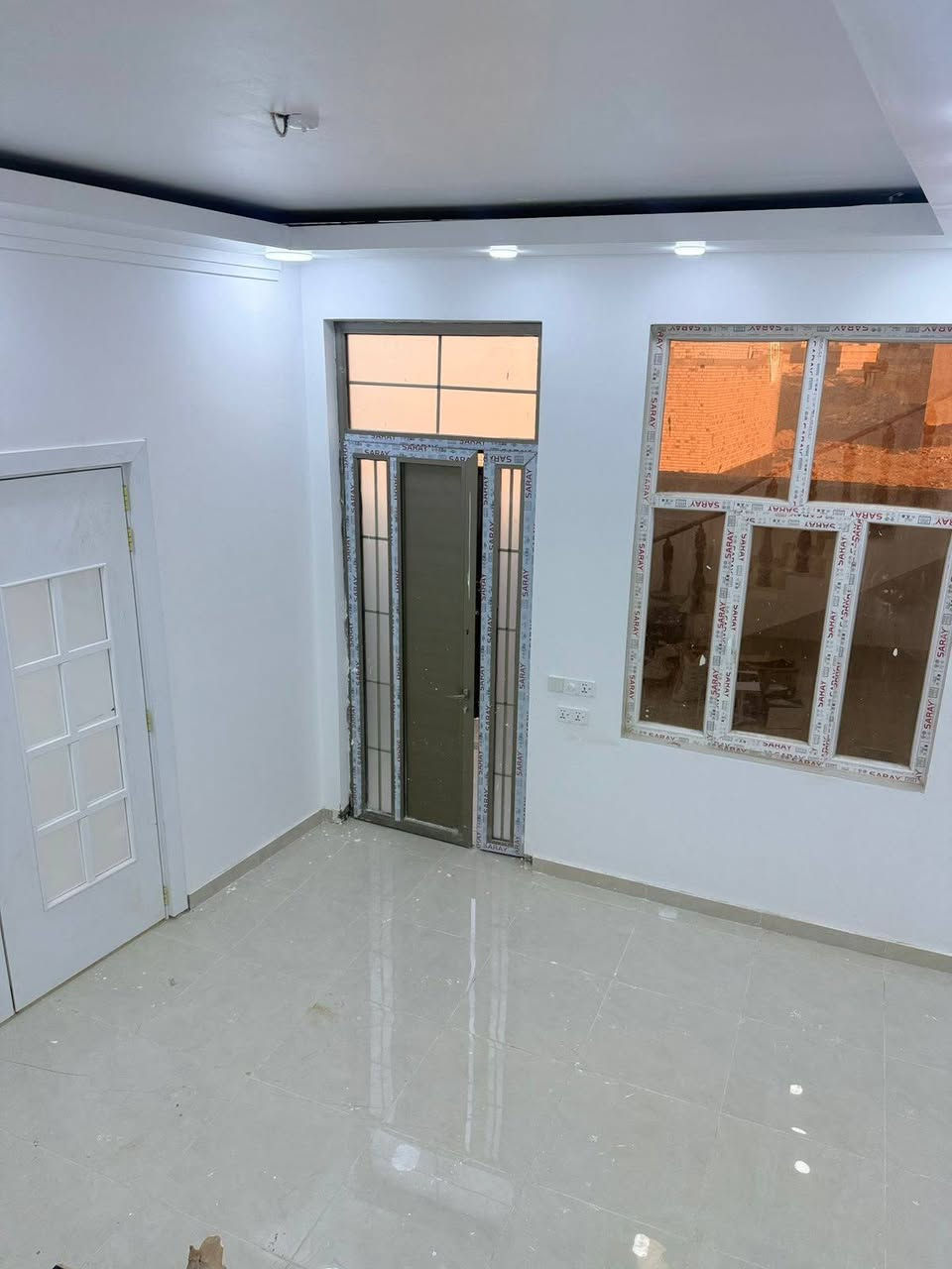🏡 بيت للبيع – الموحية
📐 المساحة: 120م²📏 الواجهة: 10م🏠 طابقين – بناء 2026✨ فول مواصفات
السعر 245 مليون 
تفاصيل البيت: طارمة + استقبال + صحيات+ غرفه• صالة ومطبخ ومنور• الطابق العلوي : غرفتين + صحيات عدد 2 + صالة كبيرة بيتونة سطح
📞 للاستفسار:
***********

كروب الوأتساب:https://chat.whatsapp.com/FieRatum5tY5jLniSiyYqb?s=cl&p=a&ilr=1
