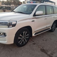 لاندكروز بريم • ٢٠١٩ • ماشيه ٢٤٠٠٠