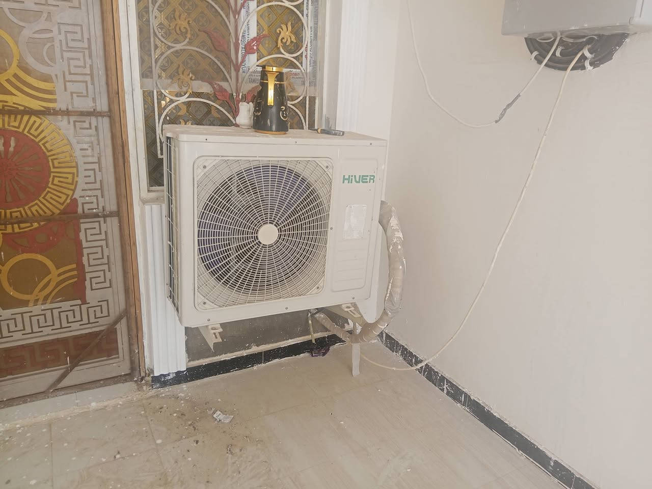 سلام عليكم سبت 3 طن وربع ستعمال شهر سعر 1.5000 وبي مجال ***********
