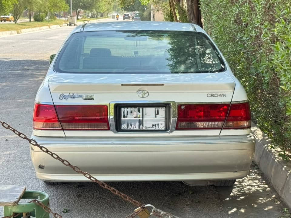 سلام عليكم
تويوتا كراون 2001 
رقم كركوك ( قرار 48 )
شاصي 175 ديفور الجبير 3 دكم سيارة جاهزة كير مكينة تبريد حدادية صارلي اسبوع من مبدلة السيارة وكالة باسمي باقية بس على الترقيم مكان السيارة كربلاء السعر 118$ وبيه مجال للطيبين *********** مامتواجد على النت
