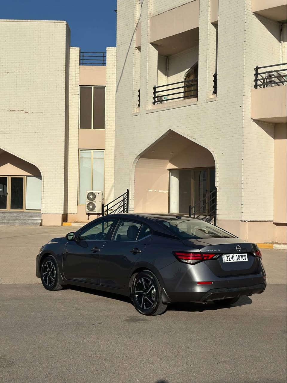 Nissan Sentra Sv 2024 
 نیسان سێنترا مواسفات Sv  کوشن هیتەر سوکان هیتەر ئۆتۆب ستارت دوو بست سبوخی هەیە بێ ژوری ئیرباگ بەس سوکان سیستەمە تەنها ٣٢ مایل رۆشتوە گیر و مەکینە بەشەرت  بێ مەسروف هەموو شتی بەشەرتە سعری ١٣٨ و مەجالەکی کەم 
*********** أربيل, العراق
