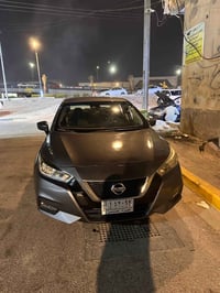 نيسان فيرسة • ٢٠٢١ • كامرة خلفية