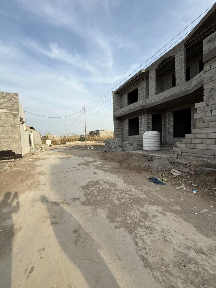 قطعة ارض للبيع
المكان: حولي التحرير شارع عمر ابن عبدالعزيز قريبة على الشارع العام

المساحة: 100 م واجهة 7 النزال 14

جنس الارض: زراعي سند 25

الاستفسار: ***********
