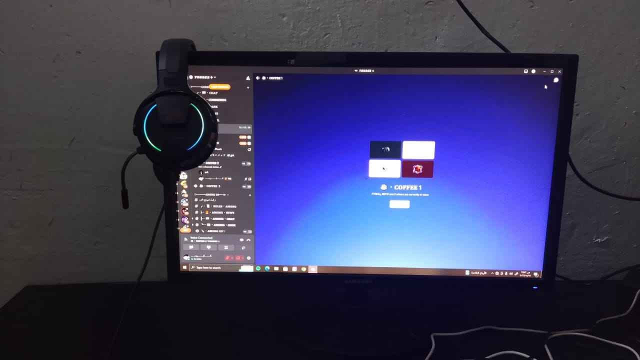 Processor: Intel(R) Core(TM) i5-9400F CPU @ 2.90GHz (2.90 GHz)
​Installed RAM: 8.00 GB (Speed: 2666 MHz)
​Graphics Card: Radeon (TM) RX 480 Graphics (8 GB)
​Storage:
​477 GB SSD SK hynix BC711 HFM512GD3JX013N
​112 GB SSD KINGSTON SA400S37 120GB
وياها ماوس وكيبورد وشاشة سامسونك ٢٤ ٦٠ هرتز 
السعر ٥٠٠ الف وبيها مجالمكةني بغداد الجديدة هاتف *********** بغداد, العراق
