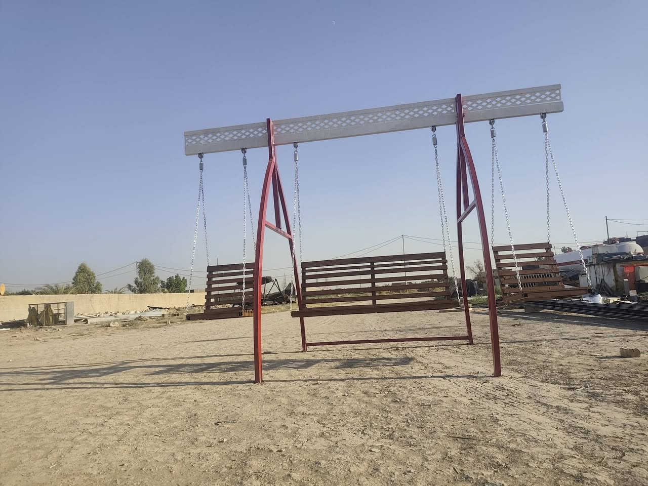 سلام عليكم ورحمة الله وبركاته مرجوحه جديده سعر 350 العنوان بغداد جسر ديالى للستفسار ***********

