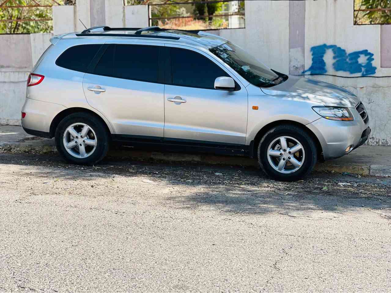 هۆندا سەنتافی گاز 
2007
فول مواسەفاد 
جڵدو هیتەر 
سڵایت 
حاسە
شاشە ئایپاد 
مەكینەی قایش 
137KMرۆشتوە 
كۆدی هەیە كامل گیانی بەشەرت 
تەبریدو گیرو مەكینەو كارەبای هەموی بەشەرت
گۆرینەوەیش دەكەم بەشتیك بەدڵم بی 
*********** شمشمل, السليمانية
