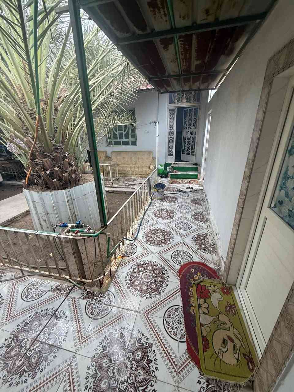ابي الخصيب • ٣٥٠م • ٥ غرف