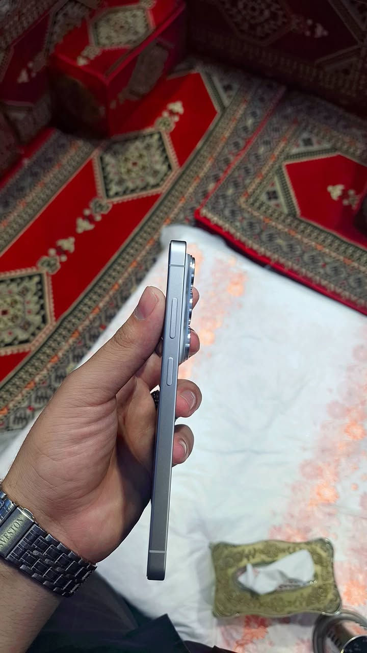 اسامسونج ٢٦ الترا • ٥١٢ • بحالة الوكالة