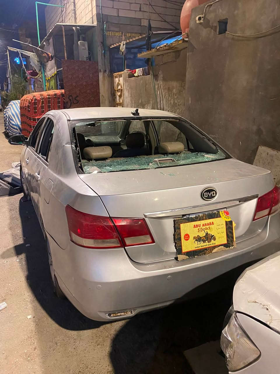 بيوايدي ١٦مكينه كير جديد كورلا سياره توه مصبوغه جماليه مابيها حادث فقط ضربه مال قماره سنويه منتهيا رقم ذي قار سياره مثل مواضح بصوره فقط جامات امامي وخلفي ومال سايق ول خلف سايق سياره خير من لله مكاني بصره معقل ٣٠بيها مجال *********** رقمي
