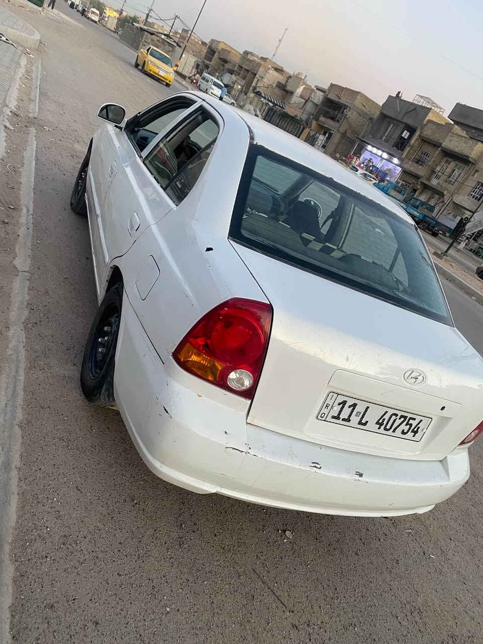اكسنت فيرنا • ٢٠٠٤ • مجال بسيط