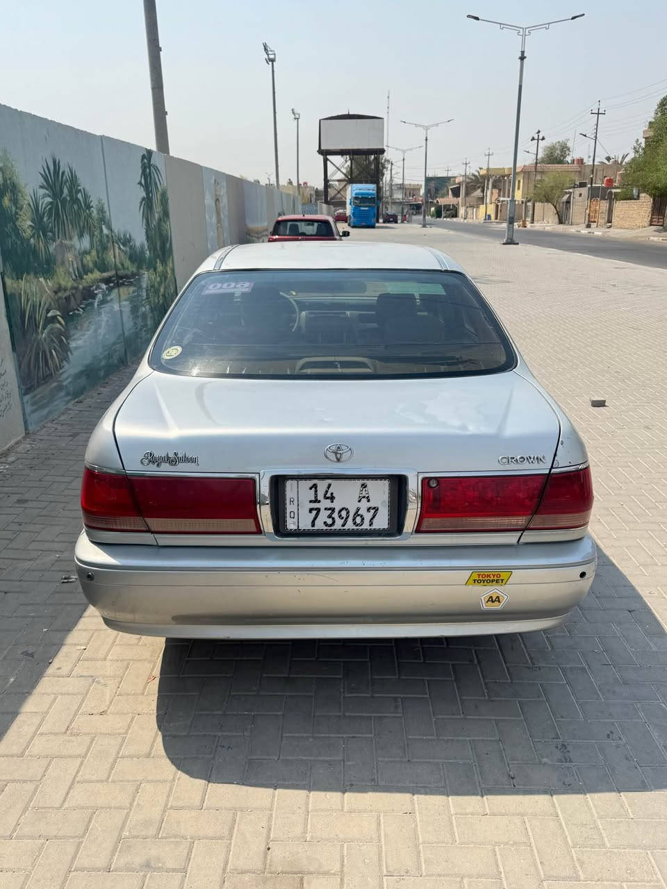 السلام عليكم 
ملكه لون سلفري 3 دكم للبيع
 موديل 2000
محرك 3000 vvt
كفاله عامه من الكص والنقل جثة والضربه والصبغ عده رشات خفيفه
السياره جاهزه مال جناي مكينه كير مكفولات تبريد تخم تاير جديد حداده جديده
رقم بصره باسمي سنويه 2031
السعر ( 120 ) وبيهه مجال
مكان السياره بصره كرمة علي حي الرساله
‏‭***********‬
‏‭***********‬ البصرة, العراق
