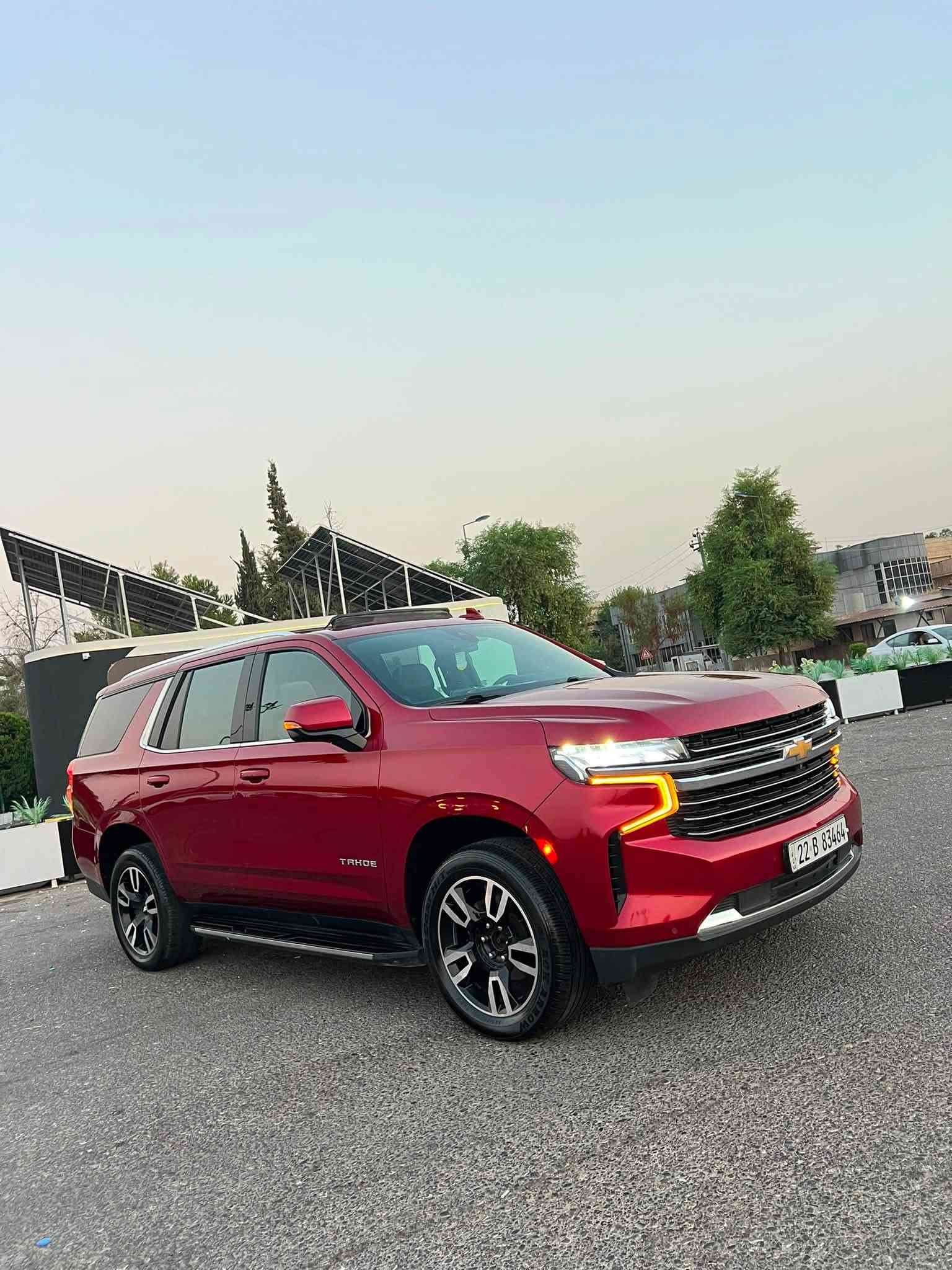 سلام عليكم
Chevrolet Tahoe Lt 2021
فرل مواصفات ١/١ 
قطعتين و نص صبغ سيارة 
بدون دواخل 
سيارة جديد مابي ربع دينار مصرف 
ماشي ٧٢ الف 
سعر ٣٥٣ ورقة مجال 
مكان اربيل 
واتساب ***********
