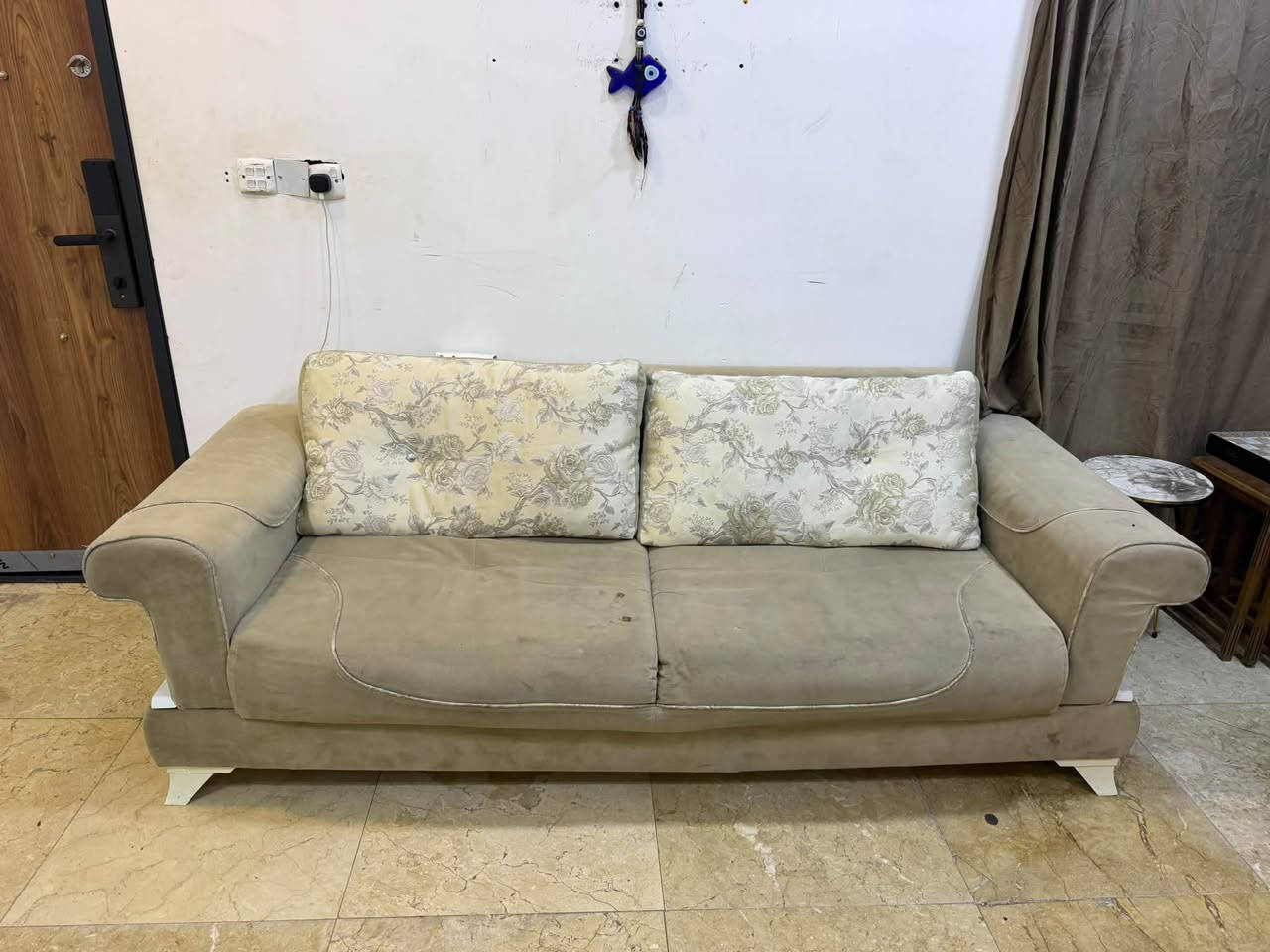 تخم ماركة تركي للبيع سعر 350 الف المنصور ***********
