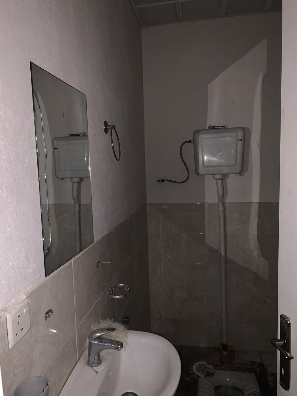 شقة للإيجار • غرفتين • مكيف