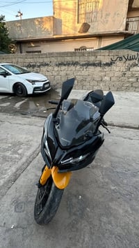 نينجا ٤٠٠ • ٢٠٢٣ • ABS