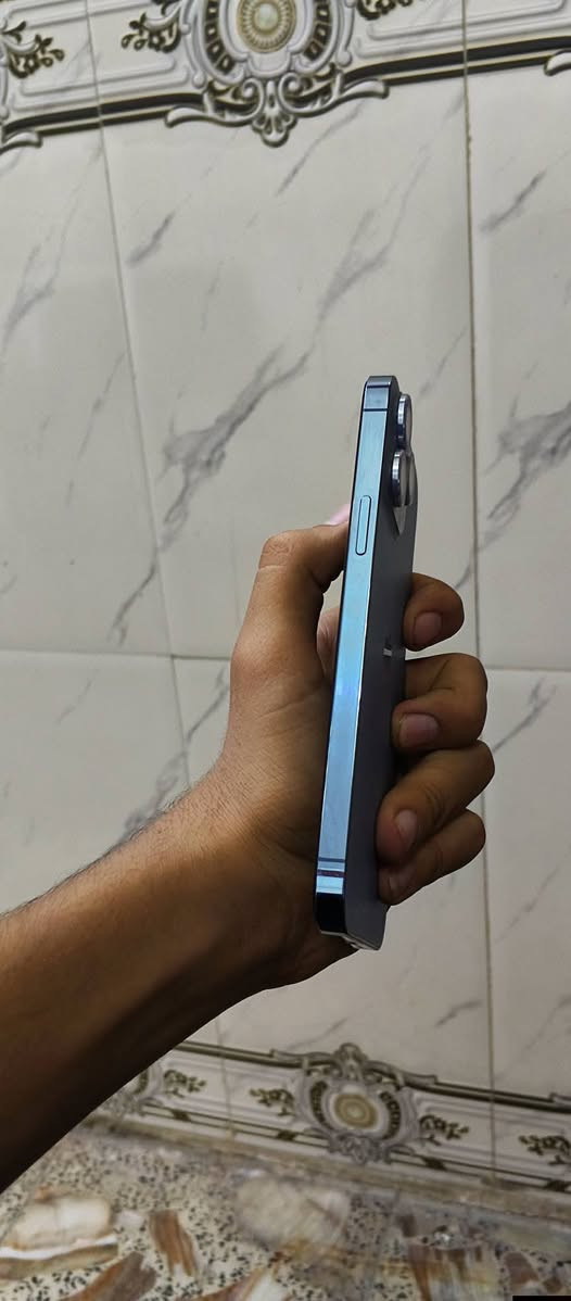 سلام عليكم
ايفون ١٣برو ماكس
الذاكرة ٢٥٦  شريحة وحدة
البطارية ٧٨ تقرأ خدمة
شاشة مبدلة بي تقرأ مستعملة
الجهاز لونة بحري
الموقع بغداد حي البتول
سعر 575و بي مجال
رقم الهاتف .***********

نص مكتوب في الصور:
- 10:06
- حول
- الاسم
- iPhone 13 pro Max
- إصدار iOS
- 26.5.2
- اسم الطراز
- رقم الطراز
- MLJD3AH/A
- الرقم التسلسلي
- LQVKW25H7T
- انتهت صلاحية التغطية
- سجل تاريخ القطع والخدمة
- الأغاني
- الفيديوهات
- ١٤٦
- الصور
- ۸۲۳
- التطبيقات
- 19
- السعة
- ٢٥٦ غ.ب.
- حالة البطارية والشحن رسالة مهمة حول البطارية حالة بطاريتك متدنية جدا. يمكن أن يبدل أحد مزودي خدمة Apple المعترمين البطارية لاستعادة الأداء والطاقة القصويين. العثور على خيارات الخدمة... الحد الأقصى للقدرة %78 هذا قياس لقدرة البطارية مقارنة بقدرتها عندما كانت جديدة. قد تتسبب القدرة المنخفضة بتقليل ساعات الاستخدام بين عملية الشحن والأخرى. أقصى قدرة للأداء ستساعد الأنظمة المضمنة في النظام والمكونات في تخفيف آثار الأداء التي قد تلاحظها أثناء التقدم الكيميائي في عمر بطارية iPhone. شحن البطارية المحسن للحد من استنزاف عمر البطارية، يتعلم الـ iPhone من عادات الشحن اليومية، بحيث ينتظر ولا يتجاوز %80 حتى يحين موعد حاجتك إلى استخدامه.
- ١٠:٦
- ٢٠
- القطع والخدمة
- تجمع Apple سجل تاريخ القطع والخدمة، وهذا السجل يعرض معلومات عن هذا الـ iPhone وحالته وتفاصيل إصلاحه. معرفة المزيد...
- سجل تاريخ الخدمة
- الخدمة <
- البطارية
- مستعملة <
- الشاشة