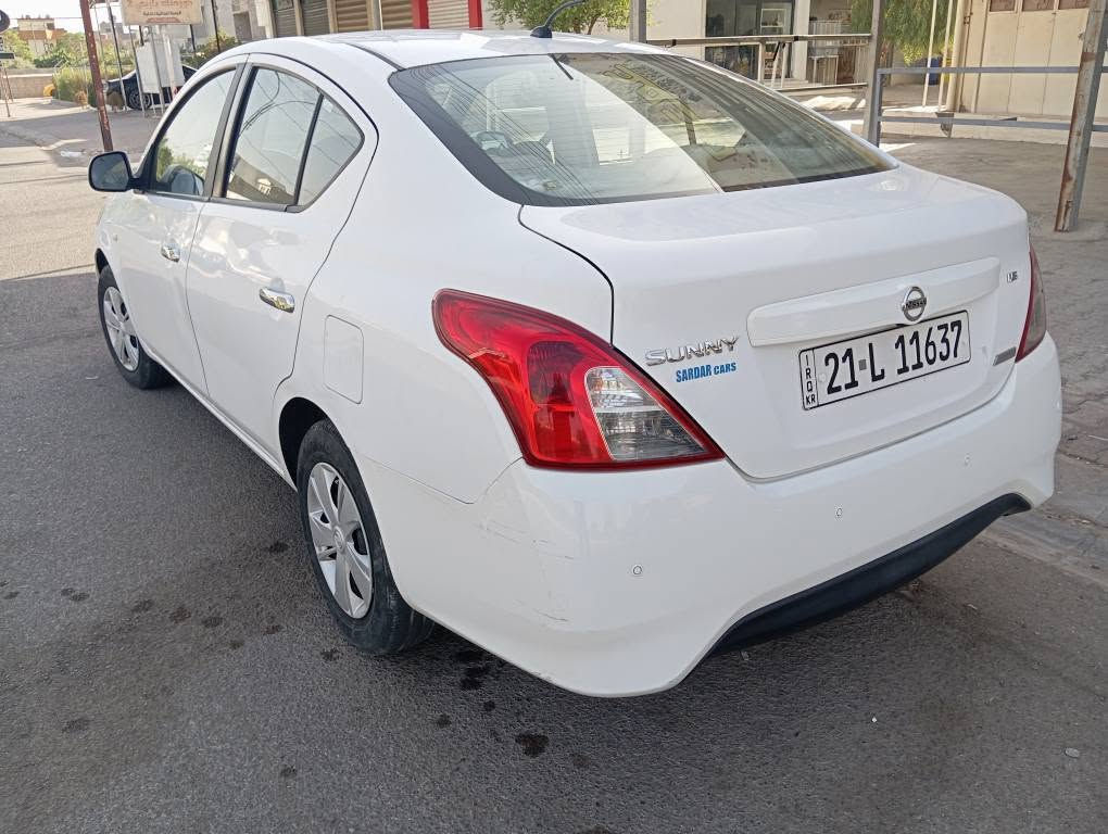 نيسان سني هندي موديل 2015 
سيارة بدون صبغ بدون تبديل  تعديل بارد بالجاملغ الامامي طرف السايق 
وبيها رصعات بالابواب فقط 
مكان السيارة كركوك 
السعر المطلوب 86 ورقه 
للاستفسار الاتصال على الرقمين 
***********
***********
الرقمين بيها واتساب كركوك, العراق
