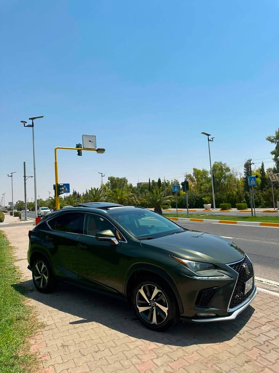 LEXUS NX300 2021 55000mi 21500$ 
***********
