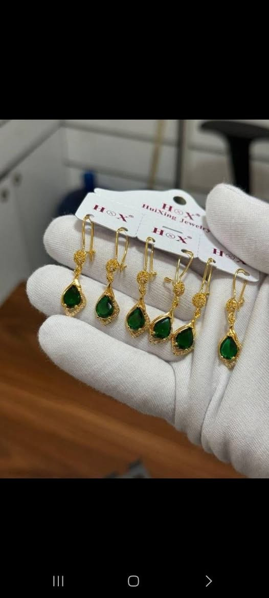 گوارە • رەنگ سابت • هەلەبجەی شەهید