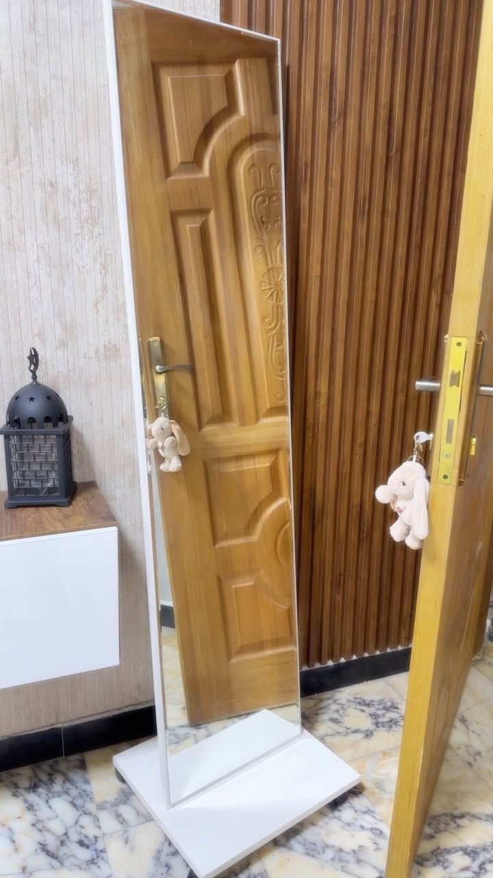 غرفه نوم للبيع تركيه اخت جديد مابي اي ضرر سعرها مليون ونص الاستفسار الاتصال ع رقم ***********
