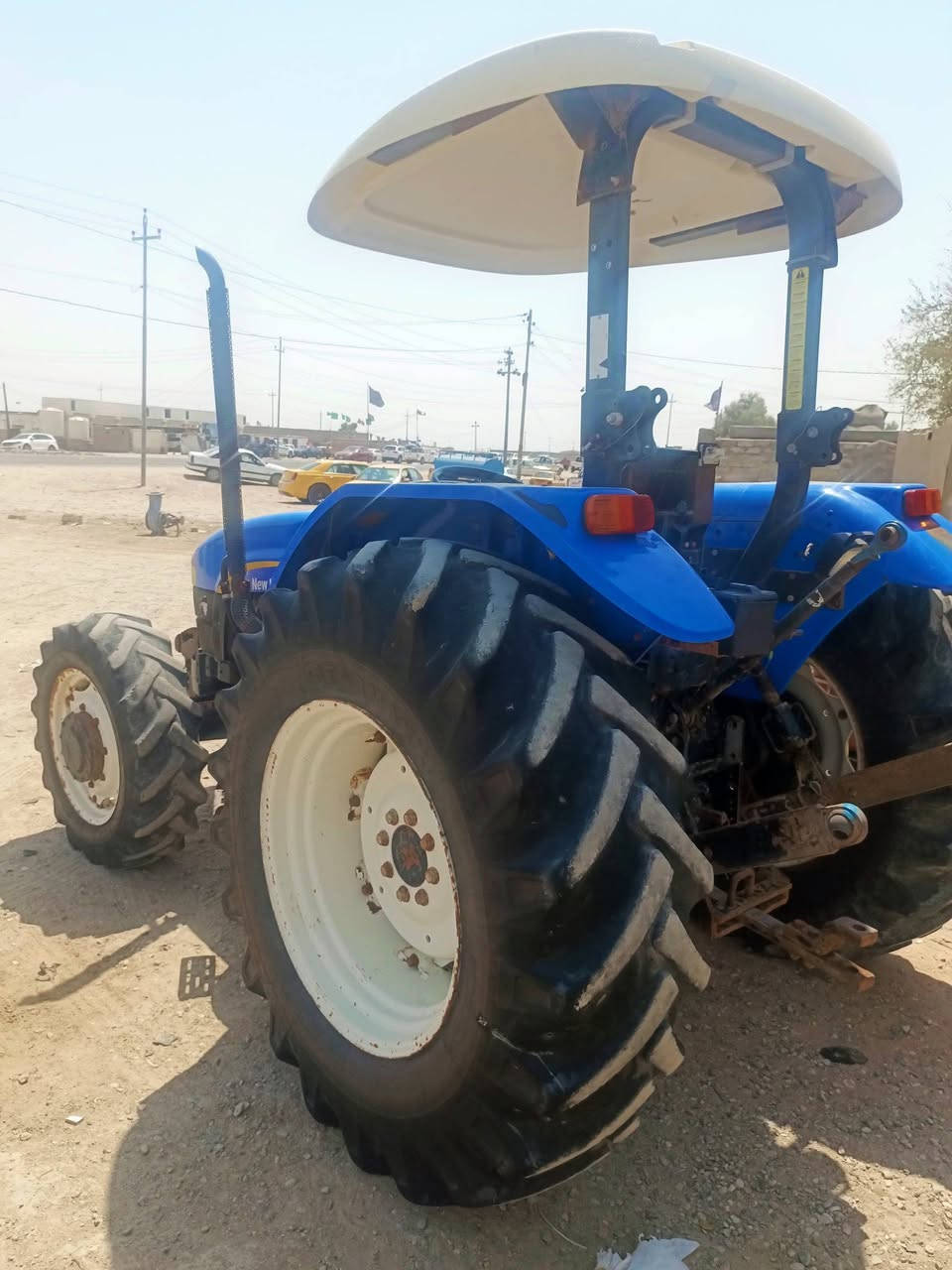 نيو هولند 80 موديل 15
رقم قادسية 
وضع شركة 
ما مفتوح بيه برغي
بيه فقط رنگات
للاستفسار ***********
