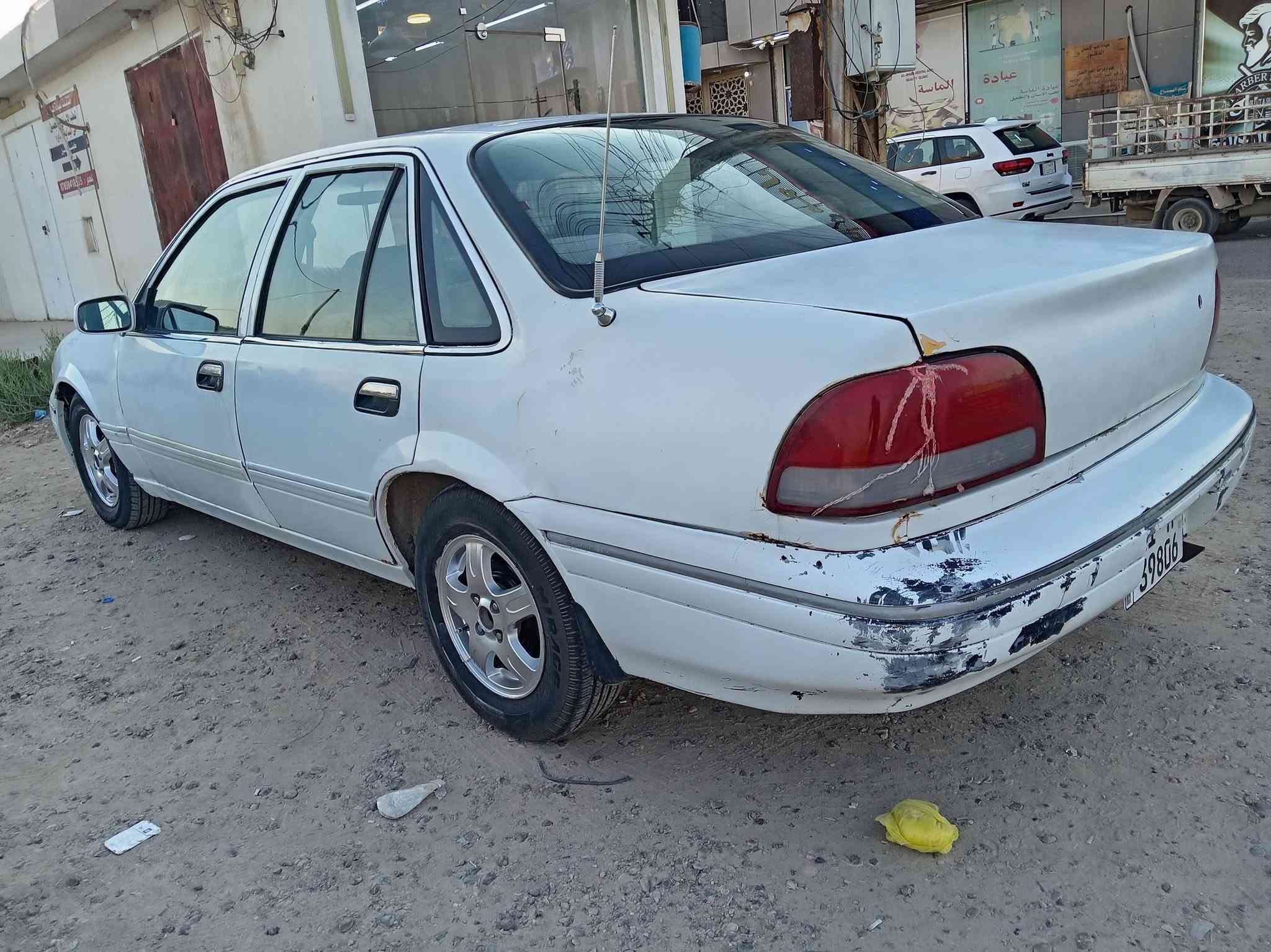 سلام عليكم
برنس فراشه موديل ٩٦ محرك مفتوح رقم بغداد محرك كير مكفول صدر جديد مكفول تخم تاير باتري جديد تبريد شغال 
ما بيها اي نقص سياره مال جناي 

مكاني الانبار الرمادي سجاريه 
هاتف *********** 
السعر ٣٤ وبيها مجال حق الجيه 

رجاءا يا اخون ما تشتري لا تبخس اعبر بكلمه طيبه
