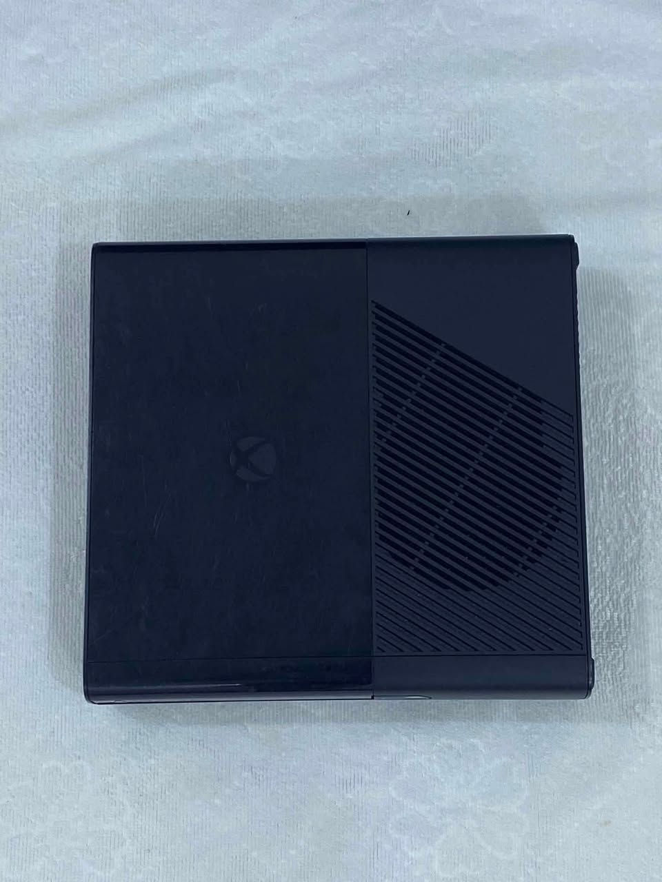 سڵاوی خوای گەورەتانلێبێ
ئەمXbox 360مان هەیە بۆ فرۆشتن ماشەاللە تابڵەی پاکە کامل عەشیای خۆی هالەتەکا بێکێشەوماڵەکە بەپاکی ماوەتۆۆ 

٣دەسکی وایری هالەتەکا 

٢٤٨یاری هاتیا 

کامل عەشیا ٤ئەکاوەنتی هەیە

سەبارەت بەنرخەکەی پەیوەندیمان پێوەکەن یاخوود نامەبنێرن

ژم/***********
