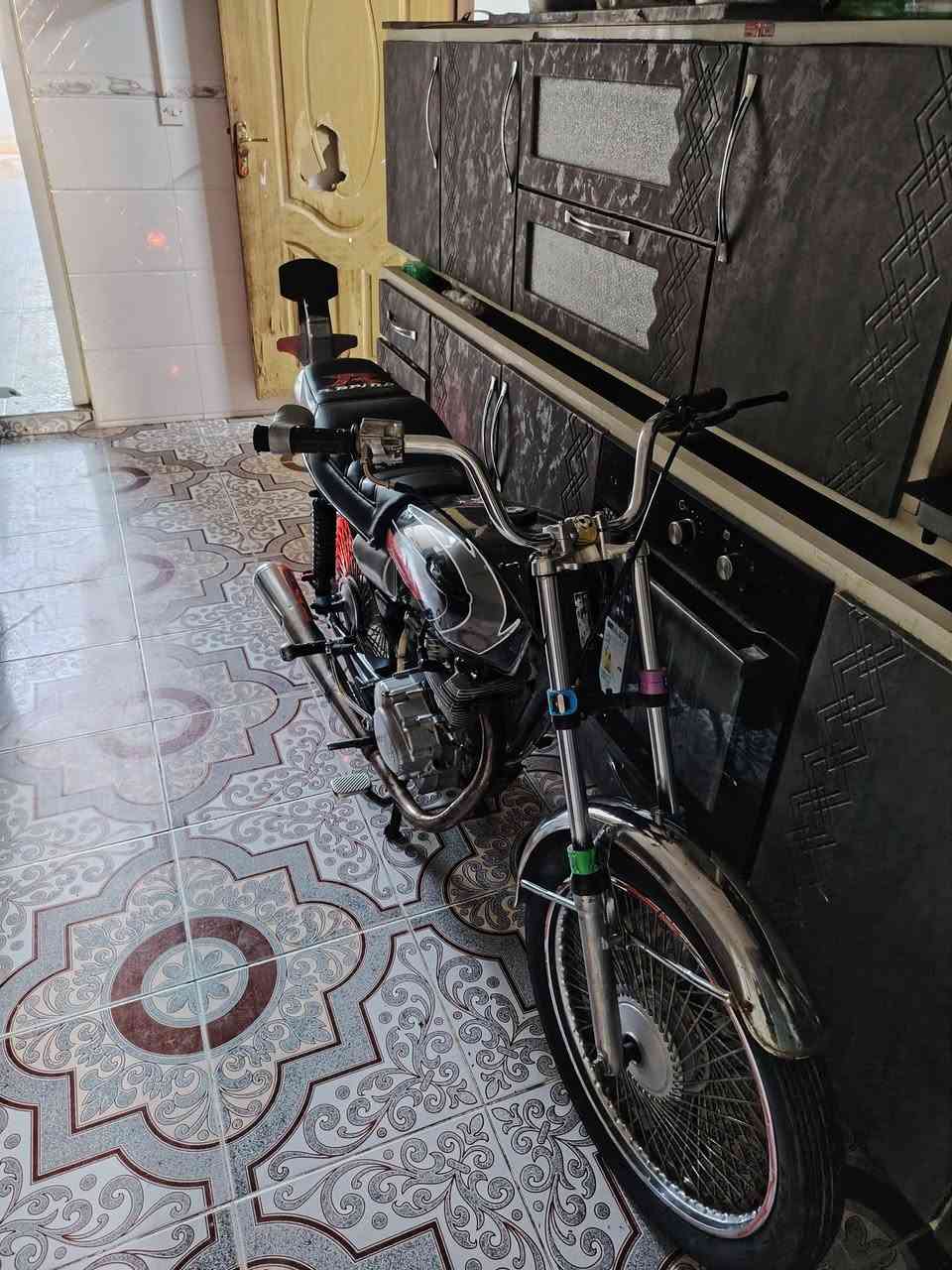 السلام عليكم نامي برو للبيع موديل 22 لاصرف ولابخار درجه حلو ونضيفه سعر275 وبيه مجال قليل هذه رقم *********** بس وتساب بي وخاص هم موجود
