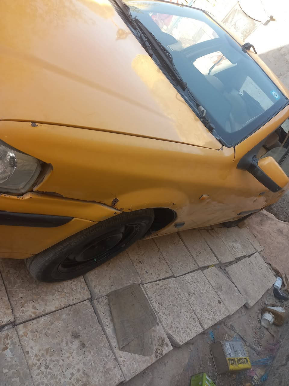 السلام عليكم سياره سمند مديل ٢٠١١ رقم انكليزي دولي سنويتها لل٢٨ محرك يرادله تجفيت سياره كله شغاله كهربائياتها حداديه ما عدا المحرك السعر ٢٥ رقم الهاتف ***********
