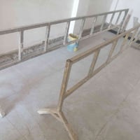 سكله تعليك الطول ٤متر وأي ضرر مابيهن سعر الزوج١٥٠ الف  الرقم 077517092...