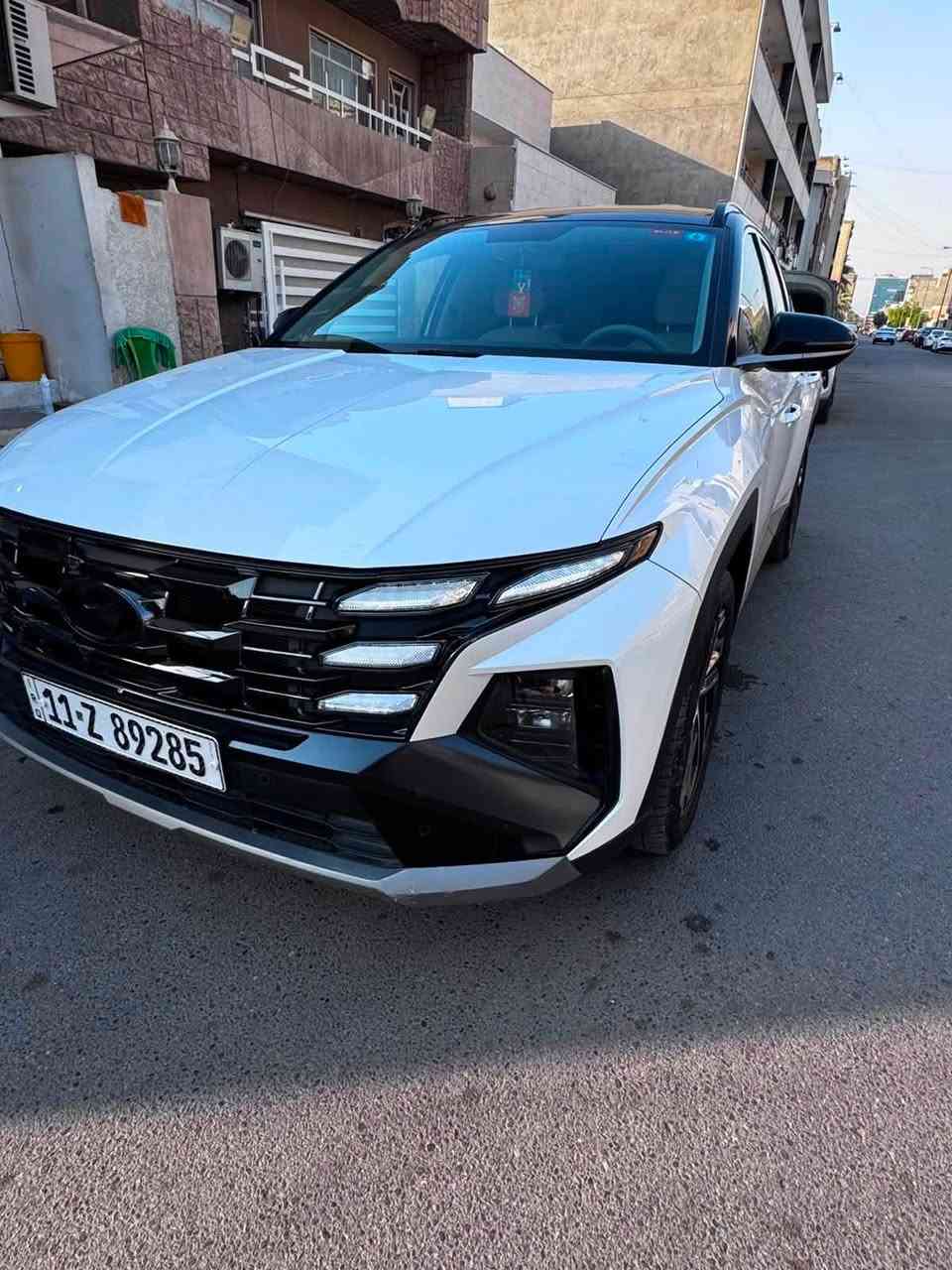 هونداي توسان خليجي موديل 25 ماشيه 13 فول موصفات توكلر كشن تبريد كشنين كهرباء باب خلفي كهرباء ويل 19 شاشه متصل ايبات سياره بدون صبغ  بيهاء مكان بارد قليل العنوان بغداد  رقم صاحب السياره ***********
