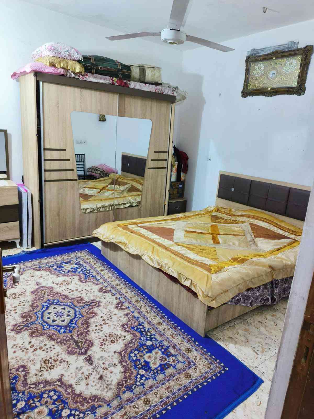 🏠 للبيع بيت في الزعفرانية – فرصة مميزة جداً 🔑
📍 الموقع: الزعفرانية، نهاية شارع المعهد – السدة
📐 المساحة: 100 متر مربع
🏡 طابقين بخريطة واسعة ومريحة
🔹 الطابق الأرضي: غرفة
🔹 الطابق الثاني: غرفتين كبار جداً + سويت كامل ✨
🚿 عدد الحمامات: 2
💧⚡ متوفر جميع الخدمات: ماء، كهرباء، وتبليط
📌 ملاحظة مهمة: البيت خامس بيت عن الشارع العام، وموقعه ممتاز وسهل الوصول.
📞 للاستفسار والتفاصيل:
السند طابو زراعي سند 25 إقرار محكمة 
متكفل في جميع القانونيات
***********رقم صاحب العقار
🔑 للجادين فقط، والمعاينة خير دليل
